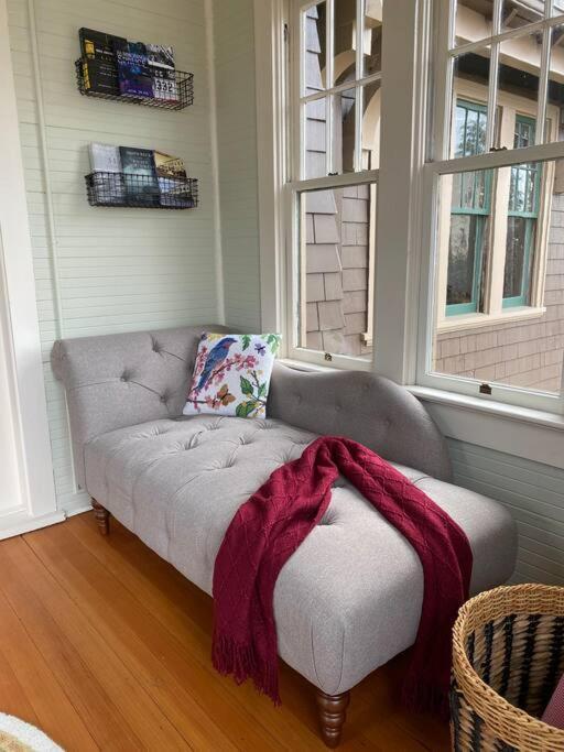 Historic Downtown Riverview Flat, No 3 Astoria