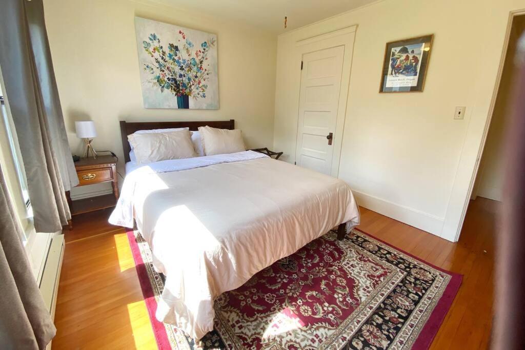 Apartment Historic Downtown Riverview Flat, No 3