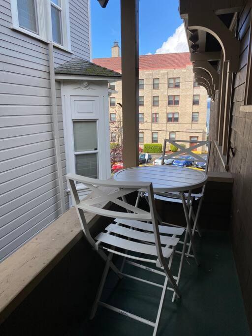 Apartment Historic Downtown Riverview Flat, No 3 *